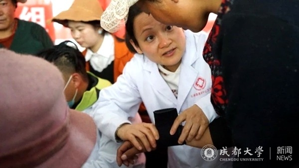 说明: http://news.cdu.edu.cn/attachment/202102/20210225165244n911sredST_full.jpg